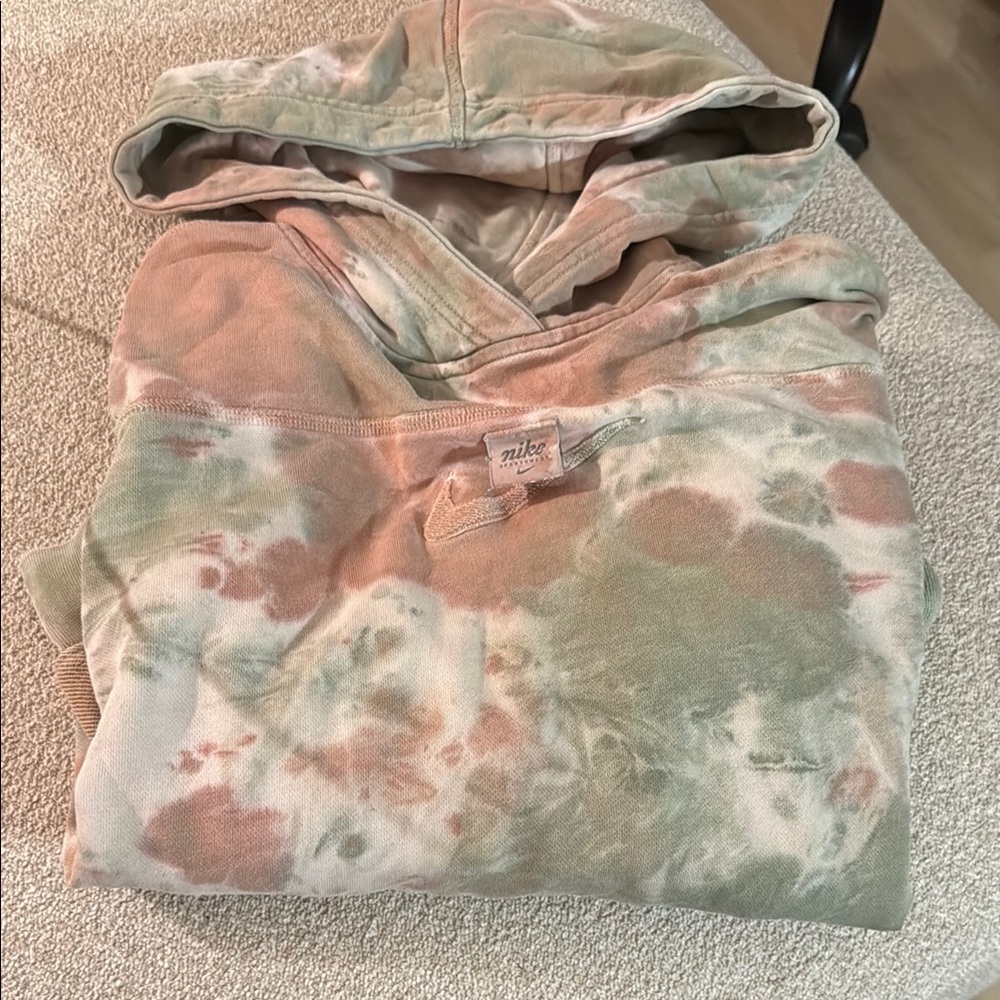Nike Earthy Tie-Dye Hoodie